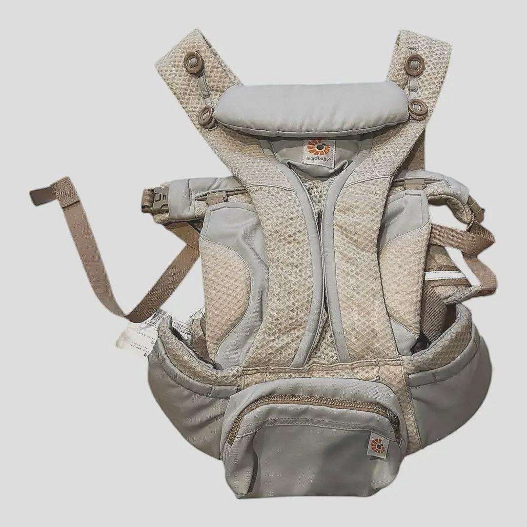 日本限定色　ergobaby OMNI breeze 抱っこ紐　サンドベージュ色