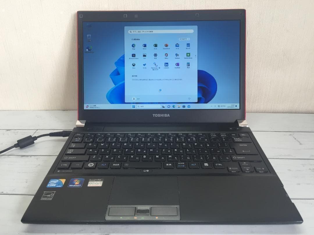 東芝 dynabook R730/E26BR 13.3型コンパクトノートパソコン