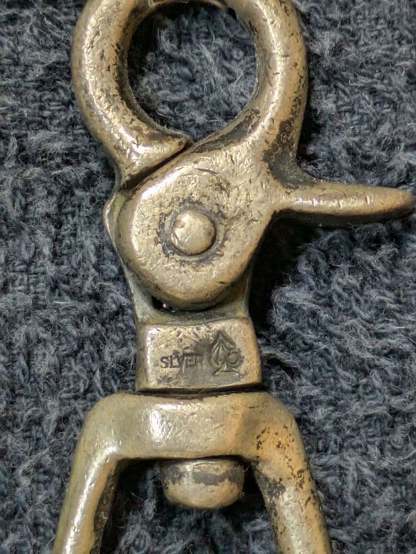 THIRTEEN DESIGNS キーチェーン