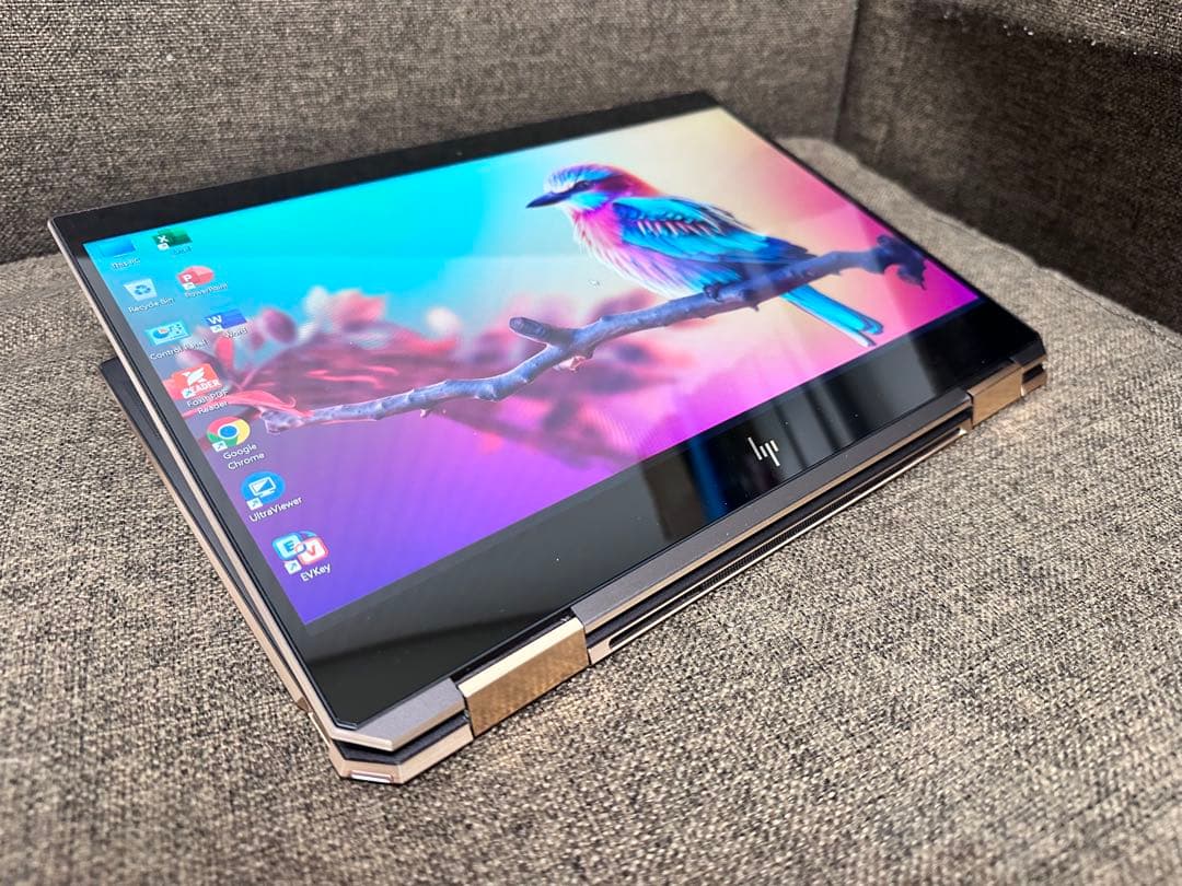 HP Spectre x360 2in1 ノートPC i5 バッテリー100%